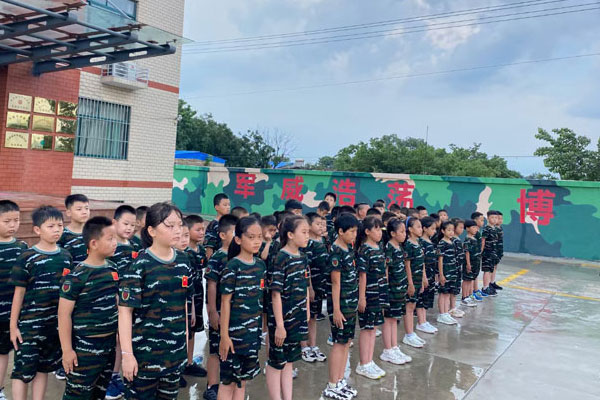 北京有哪些青少年军事夏令营好?公认好评的!