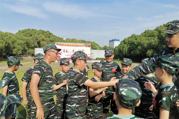 北京军事化夏令营活动哪家好？给大家推荐这些活动！