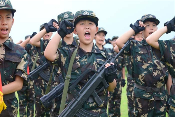长沙军事夏令营机构哪个好？选对机构很重要！