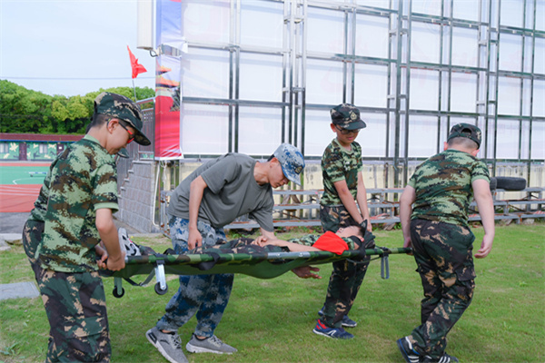 成都军事夏令营哪家专业？TOP3推荐