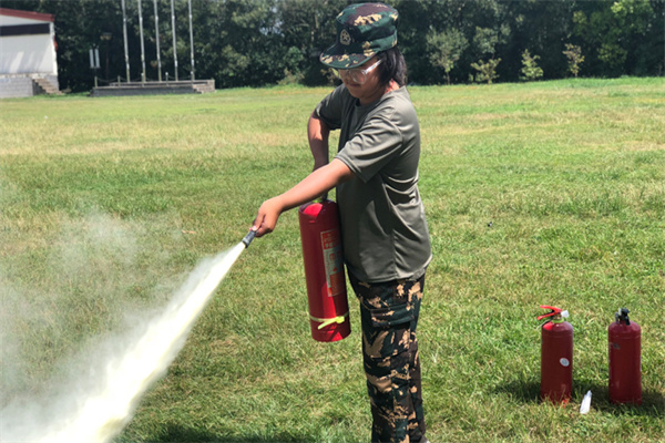 重庆军事夏令营的价格表?三大机构费用详情