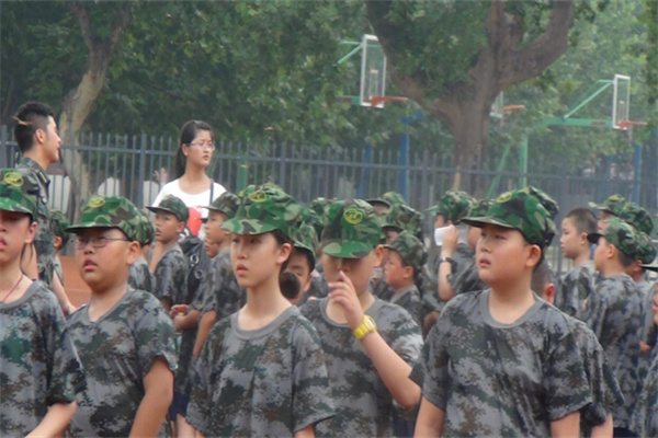 福州少儿暑期军训夏令营哪家好？热门机构推荐！