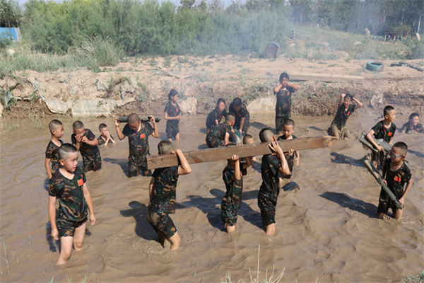广州儿童军训夏令营哪个好？7家名气大的机构
