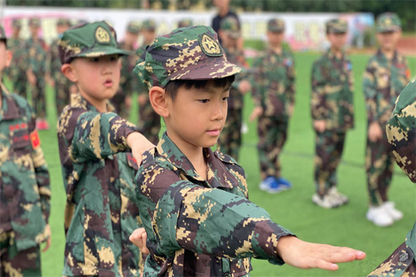 广州儿童军事夏令营哪家好？高评价之选