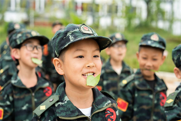 广州7天军事体验夏令营价格，一周费用介绍