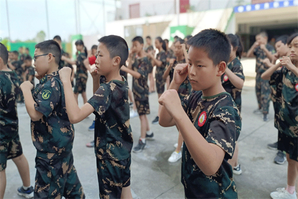 贵阳正规军旅夏令营有哪些？三所优质选择