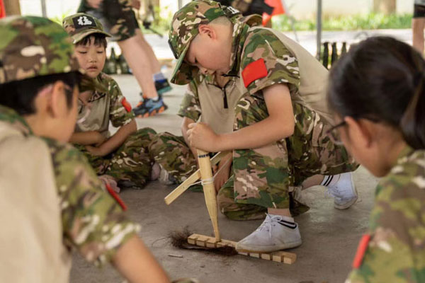 合肥军事夏令营哪家正规?跟我来看!