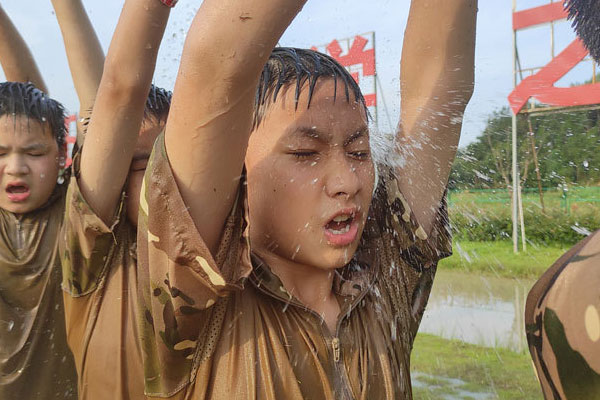 合肥军事夏令营哪家正规?速速点击了解!