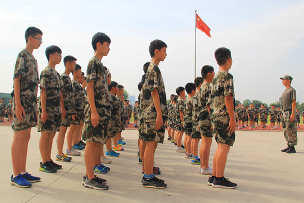 南京暑假儿童军事夏令营哪家好？看了就知道