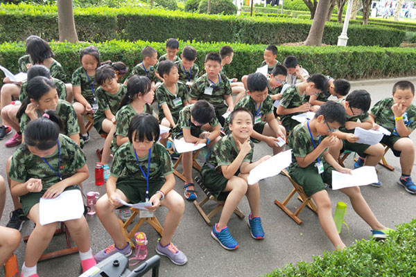 苏州青少年军事夏令营活动有哪些?火热迷彩营走起