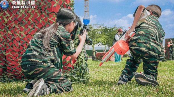 广东领越特训军事夏令营的特色活动