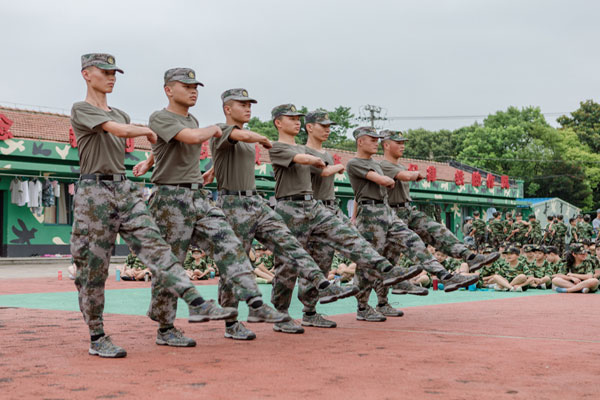 青岛军事夏令营7天费用多少？一周价格一览