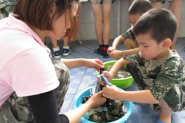深圳青少年军训夏令营大概多少钱?四大营地费用详解