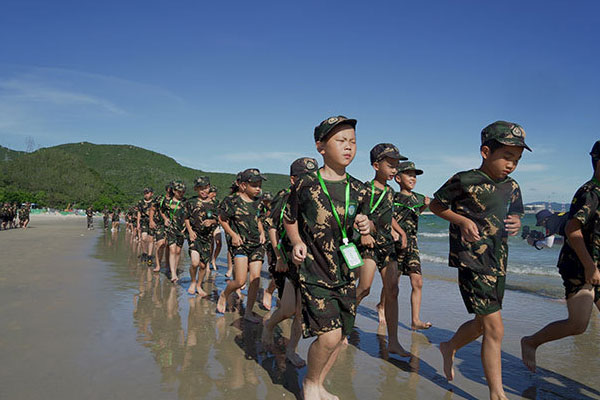 深圳儿童军训夏令营多少钱？费用参考！
