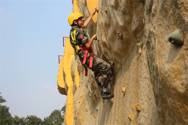 南京军训夏令营哪个比较好？精选机构推荐