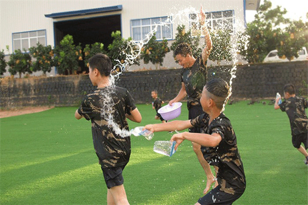 南京少年军训夏令营有哪些？6大实力机构