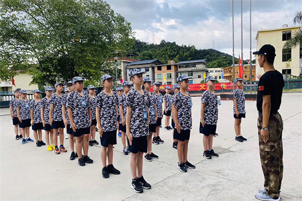 南宁军事化夏令营哪里好？优选6大机构