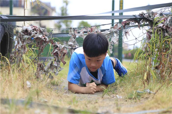石家庄少儿军训夏令营多少钱？7天活动费用