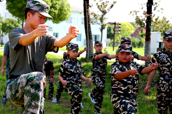 石家庄军训夏令营多少钱?老牌营地费用参考