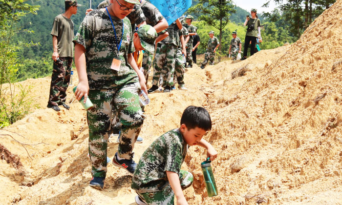 厦门暑假军训夏令营排名，4家营地随意选择
