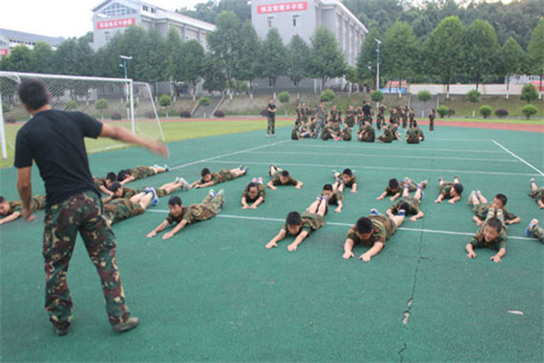西安军事夏令营排名榜？排名靠前机构