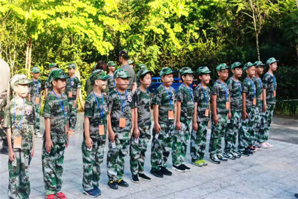 济南中小学生军事夏令营费用多少？7天活动费用介绍