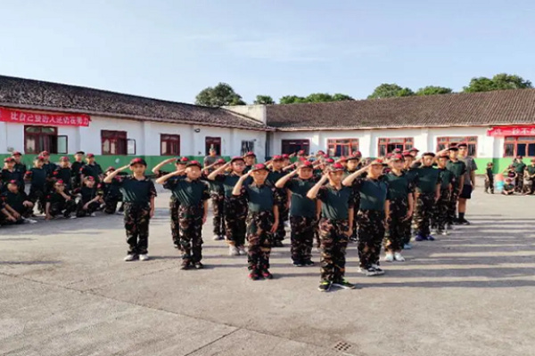 成都小学生军训夏令营