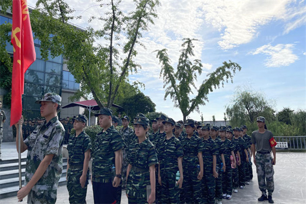 杭州市军训夏令营哪家好？优质机构大盘点