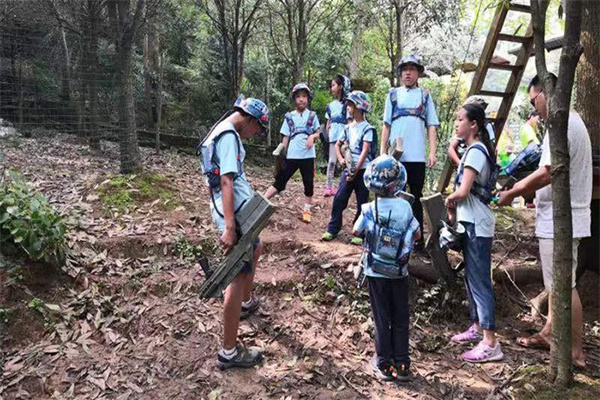 郑州的军训夏令营哪个好？品牌营地榜单