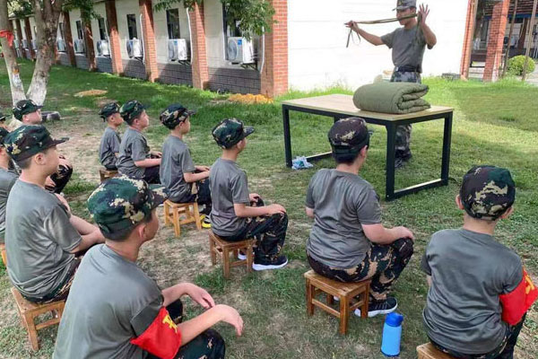 武汉哪些青少年军事夏令营好？专业营地推荐