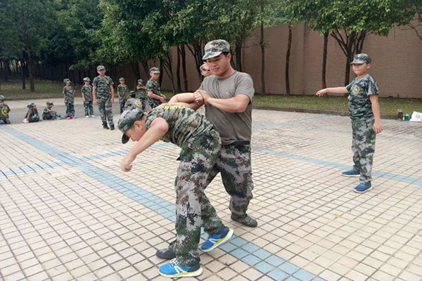 杭州暑假儿童军事夏令营哪家好？6大机构详解