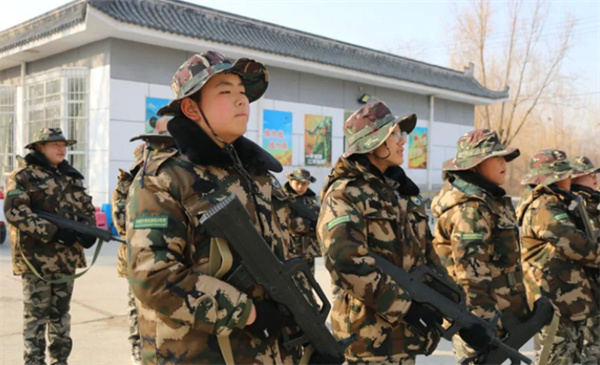 郑州学生军训夏令营推荐这4家机构，收藏好