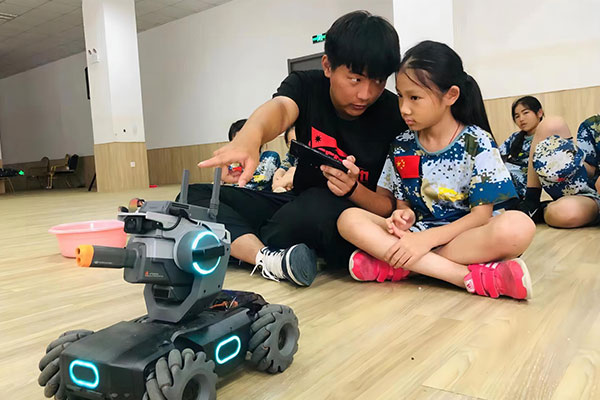 杭州军事夏令营哪个机构比较好？考虑这几家